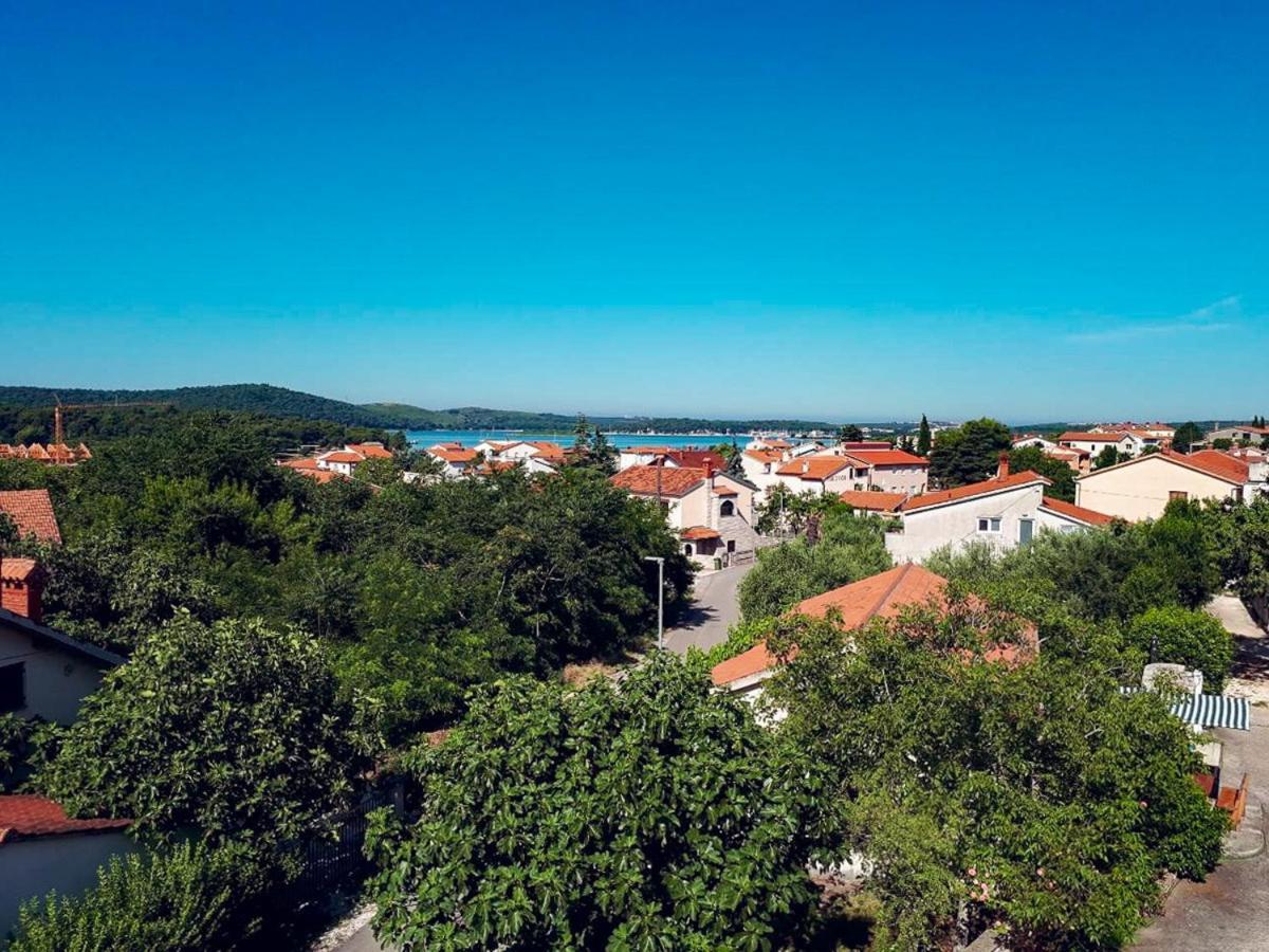 Apartments Ondamarina Медулин Екстериор снимка